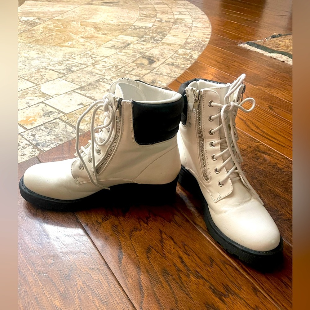 White combat boots 8.5